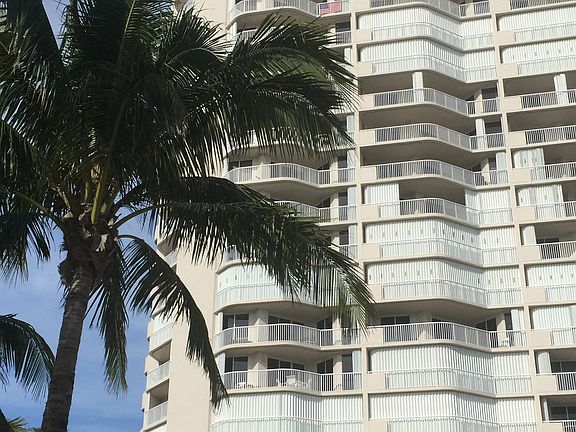 4th image of 5051 N A1a APT 17-2