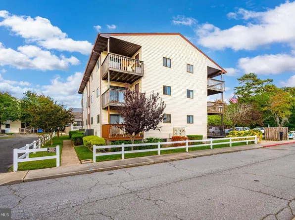 14301 Lighthouse Ave Unit 302, Ocean City, MD 21842