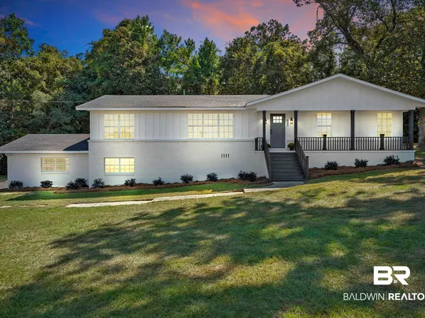 8351 Theodore Dawes Rd W, Theodore, AL 36582