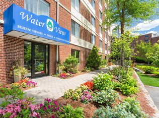 1290 Worcester Rd #SR-607, Framingham, MA 01702