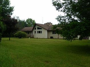 14662 180th Ave, Leroy, MI 49655