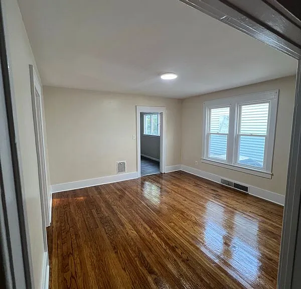 808 Waverly Pl #1 — Photo 3