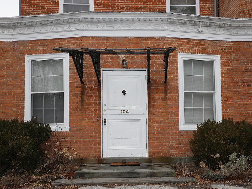 98 Miller Rd Rhinebeck NY Zillow