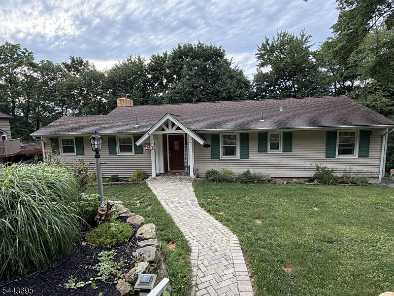 1st image of 68 Glenside Trl