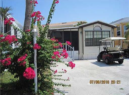 1st image of 1360 Nettles Blvd