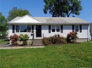 190 Kenwood Ave, Stratford, CT 06614
