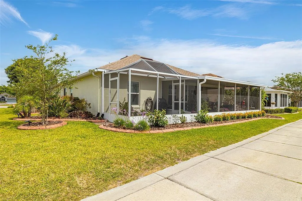 3 bed, 1682 sqft, $2,800 — Photo 4