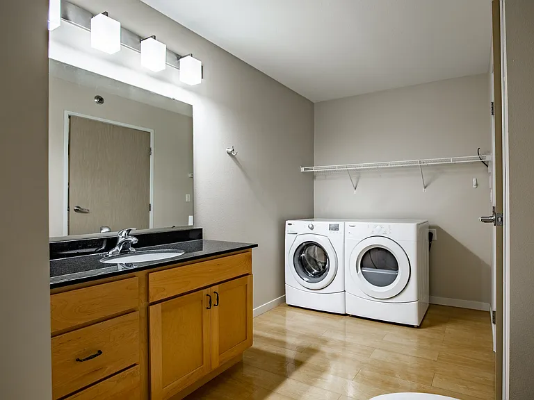 Overlook Ridge Apartments — Photo 31