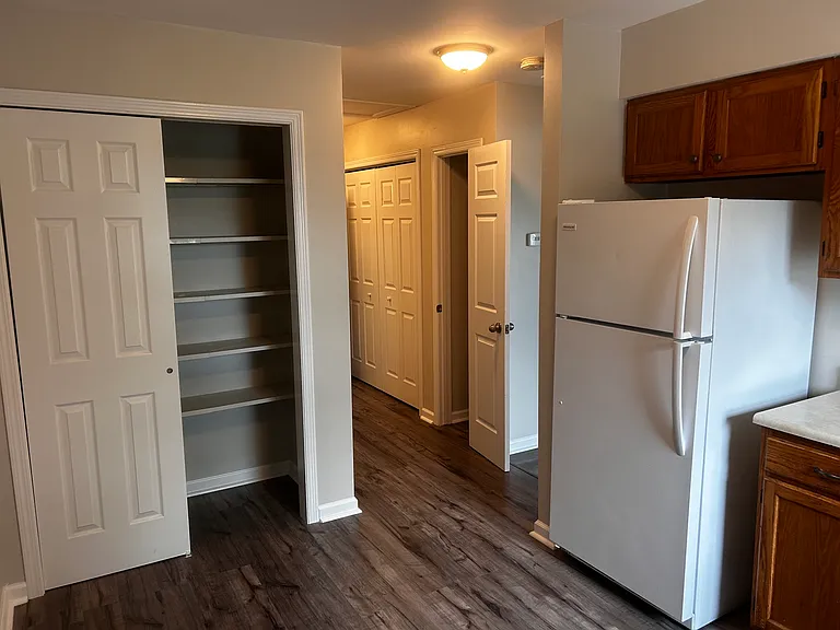 440 S Slusser St #4 — Photo 4