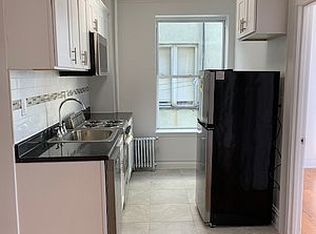 32-38 44th St #2F, Astoria, NY 11103