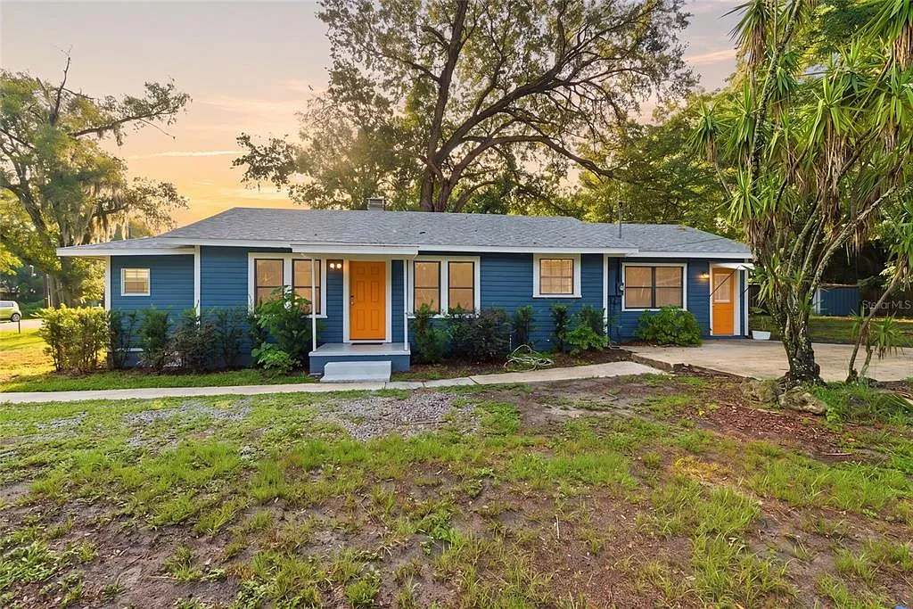 4 bed, 2.0 bath, 1232 sqft, $2,450 — Photo 2