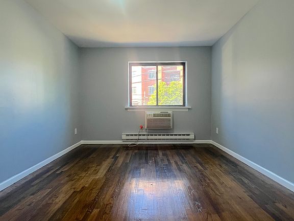 3rd image of 2705 Astoria Blvd APT 2G