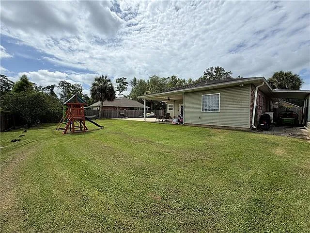 18857 Hank Dr — Photo 22