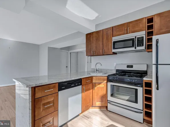 1245 13th St NW APT 416, Washington, DC 20005