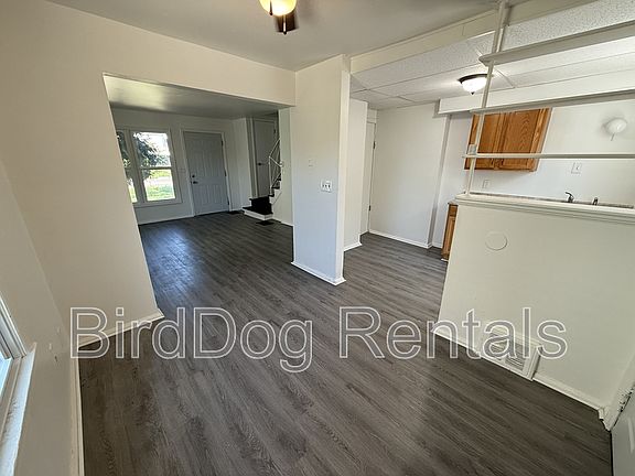 4th image of 2099-2101 W Mound St