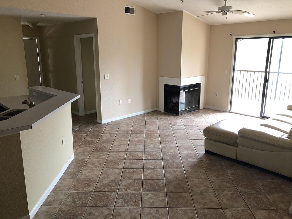Tiled living room
Easy to clean