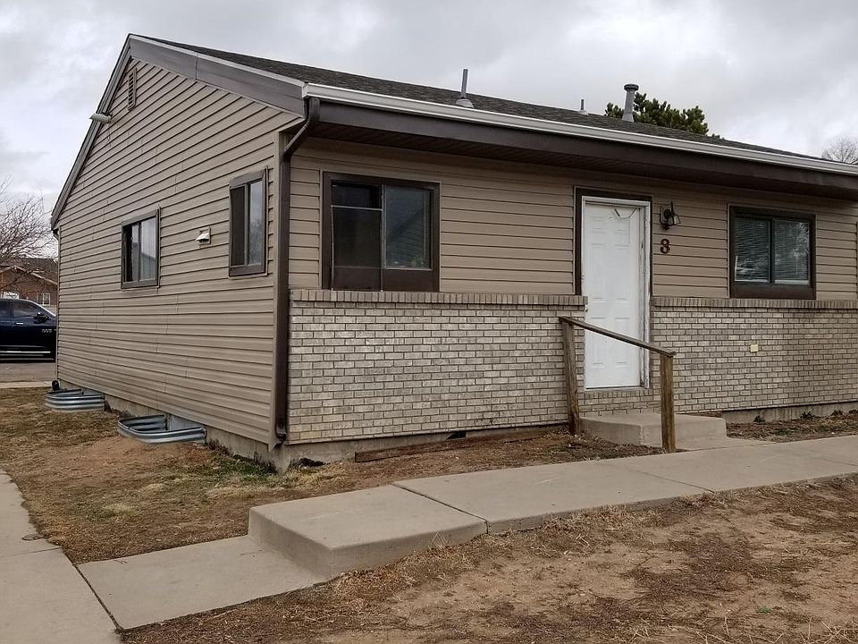 1st image of 1600 42nd St Unit 3