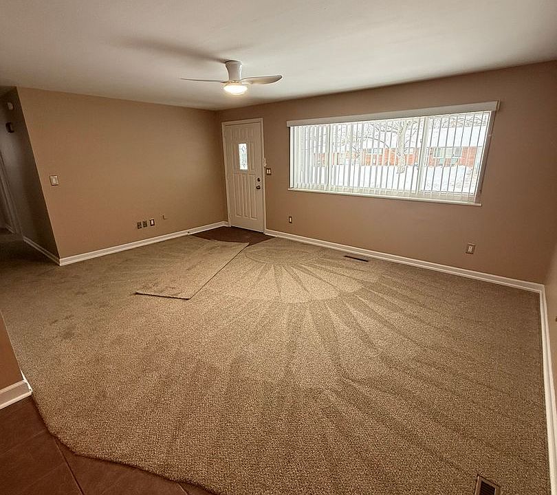 1st image of 2076 Terrylynn Ave