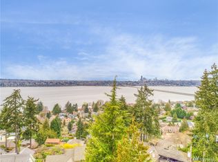 3035 70th Ave SE, Mercer Island, WA 98040