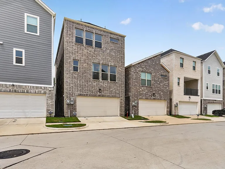 4811 Aldenbury St — Photo 34