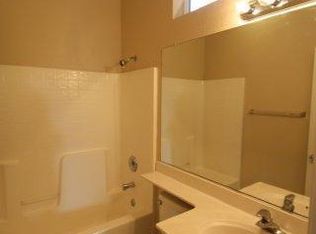 8482 Mountain Bell Dr, Elk Grove, CA 95624