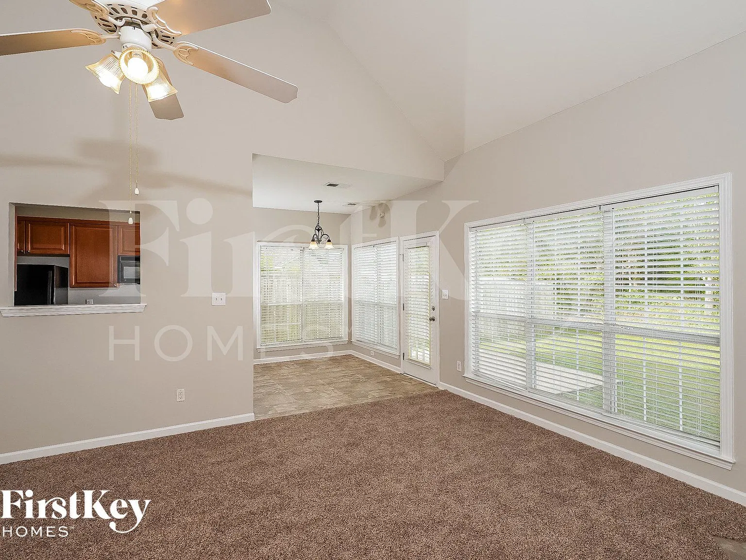 3 bed, 2.0 bath, 1272 sqft, $1,850 — Photo 3