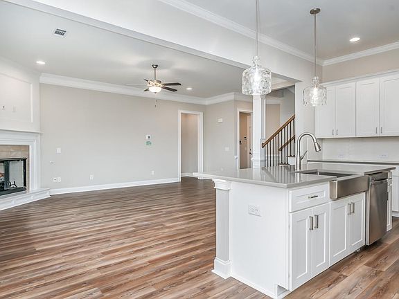 5th image of 9266 Charley Ln