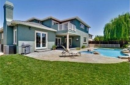 3rd image of 1386 Medallion Dr
