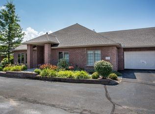 159 W Canyon Dr, Hudson, WI 54016