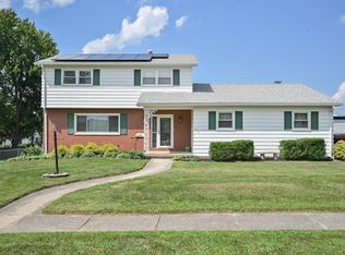 2677 Carousel Dr, Springfield, OH 45503