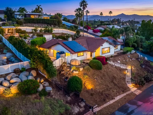 410 Mira Loma Ln, Escondido, CA 92025