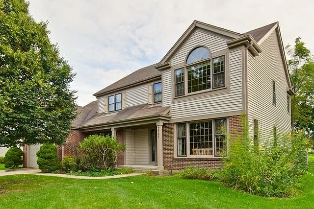 1st image of 2785 Whispering Oaks Dr