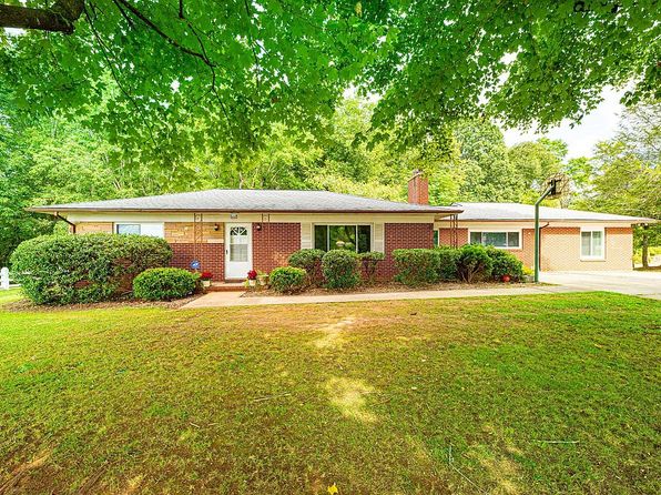 2089 Connelly Springs Rd
