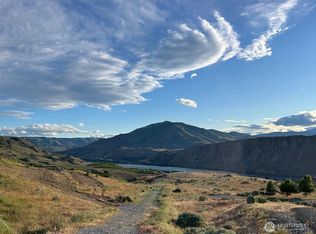 220 Ridge Rd, Orondo, WA 98843