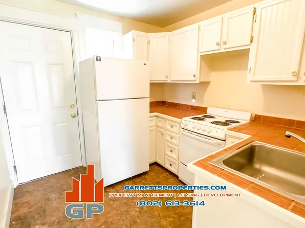 88 Bagley St #3, Saint Johnsbury, VT 05819