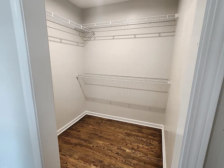 811 N Franklin Rd — Photo 11