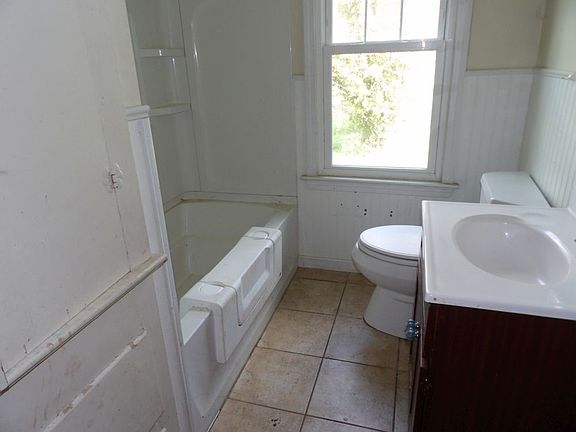 4th image of 4267 Matthews Rd