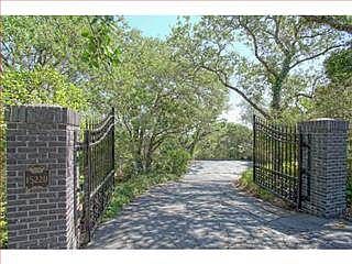3rd image of 15220 El Camino Grande