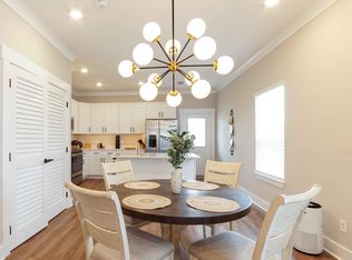 106 Date Palm Ln #106, Freeport, FL 32439