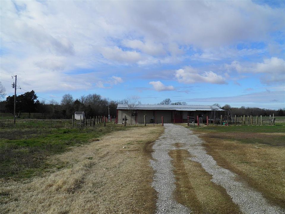 1st image of 2005 Farm Road 900 N