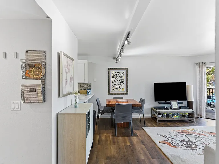 1650 8th Ave #108 — Photo 44