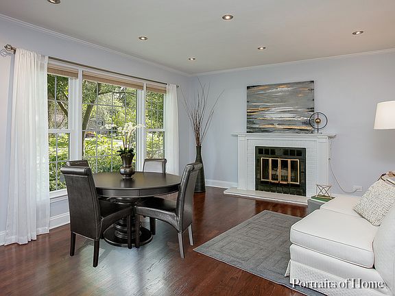2nd image of 22W407 Tamarack Dr