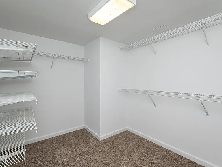225 Heritage Lake Dr — Photo 79