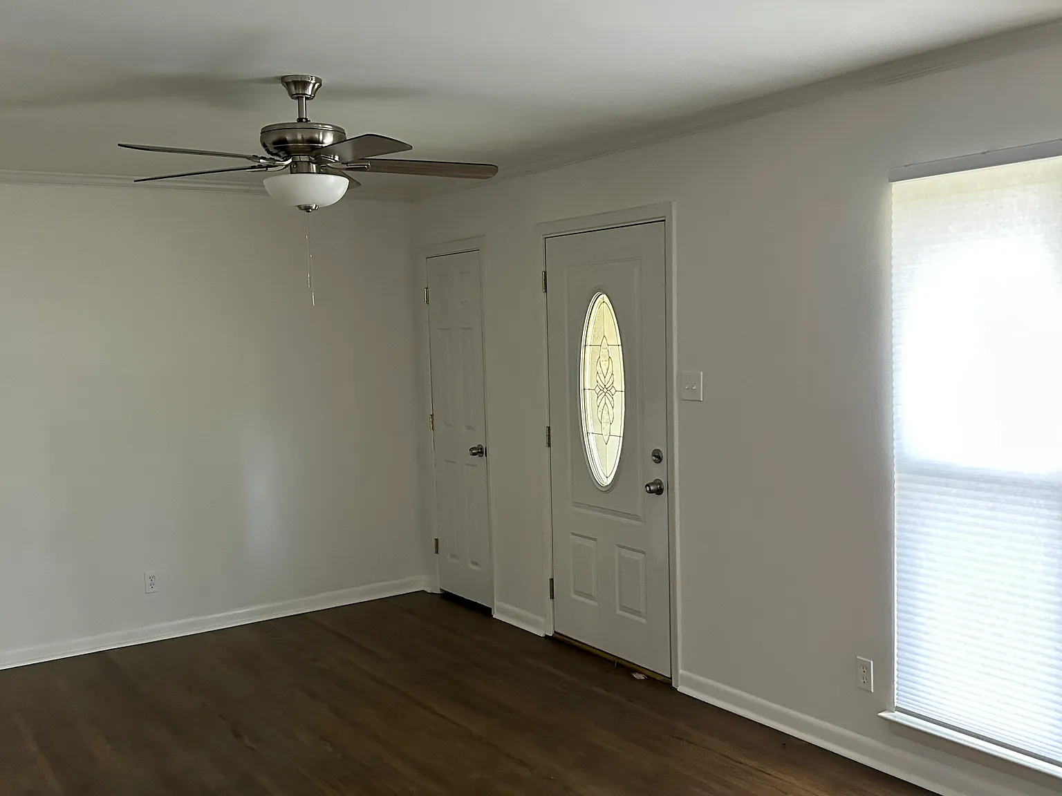 3 bed, 1590 sqft, $1,885 — Photo 3