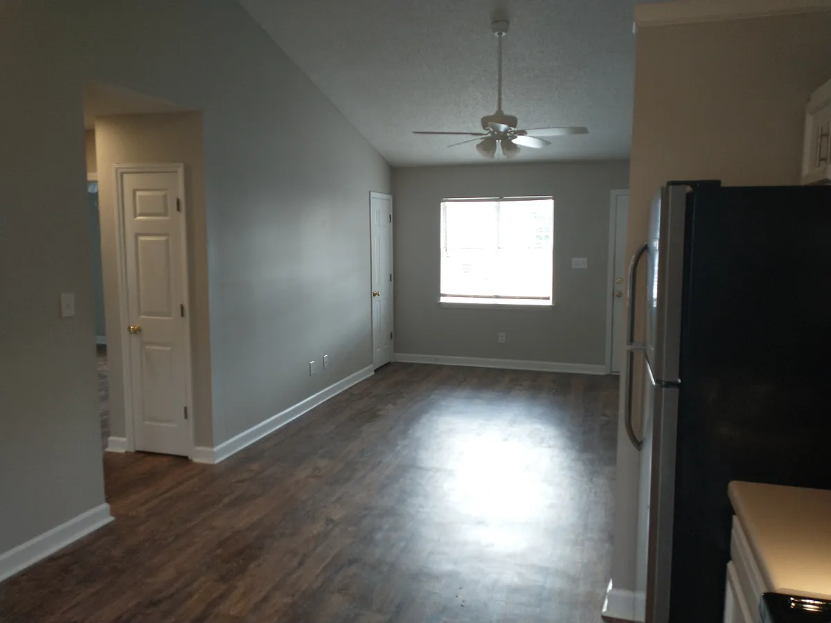 Building Photo - 101 Benin Ct #A