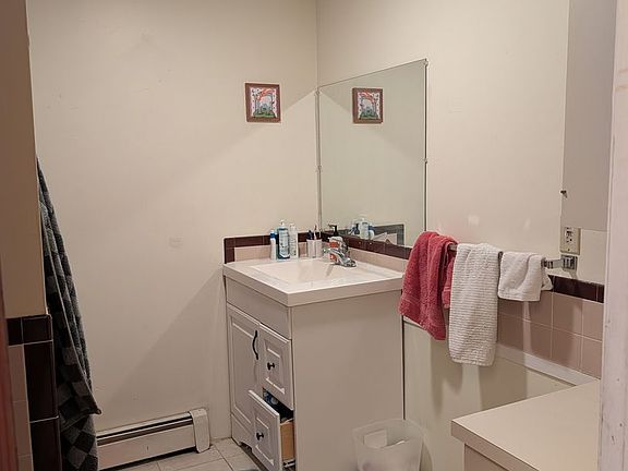 5th image of 567 569 Somerville Avenue & 2/4 Beach St #4-1