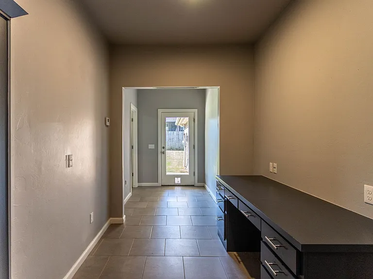 11244 NW 102nd St — Photo 15