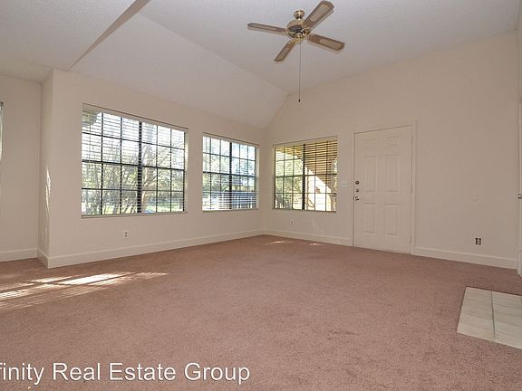 3rd image of 320 Black Oak 204 Ct