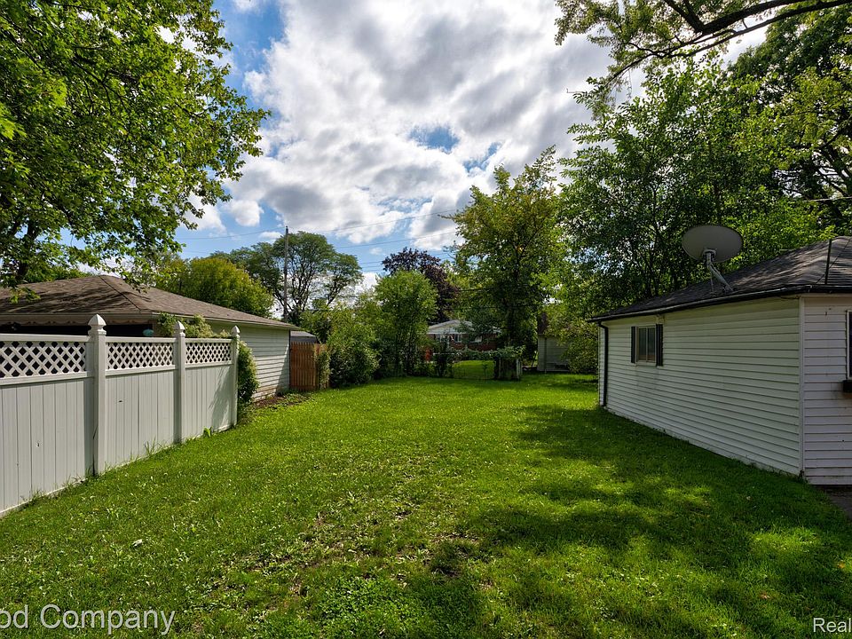 17341 Avilla Blvd, photo 29