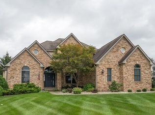 4648 Kestrel Ct, Dexter, MI 48130